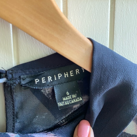 Periphery Sheer Blouse - Picture 3 of 4